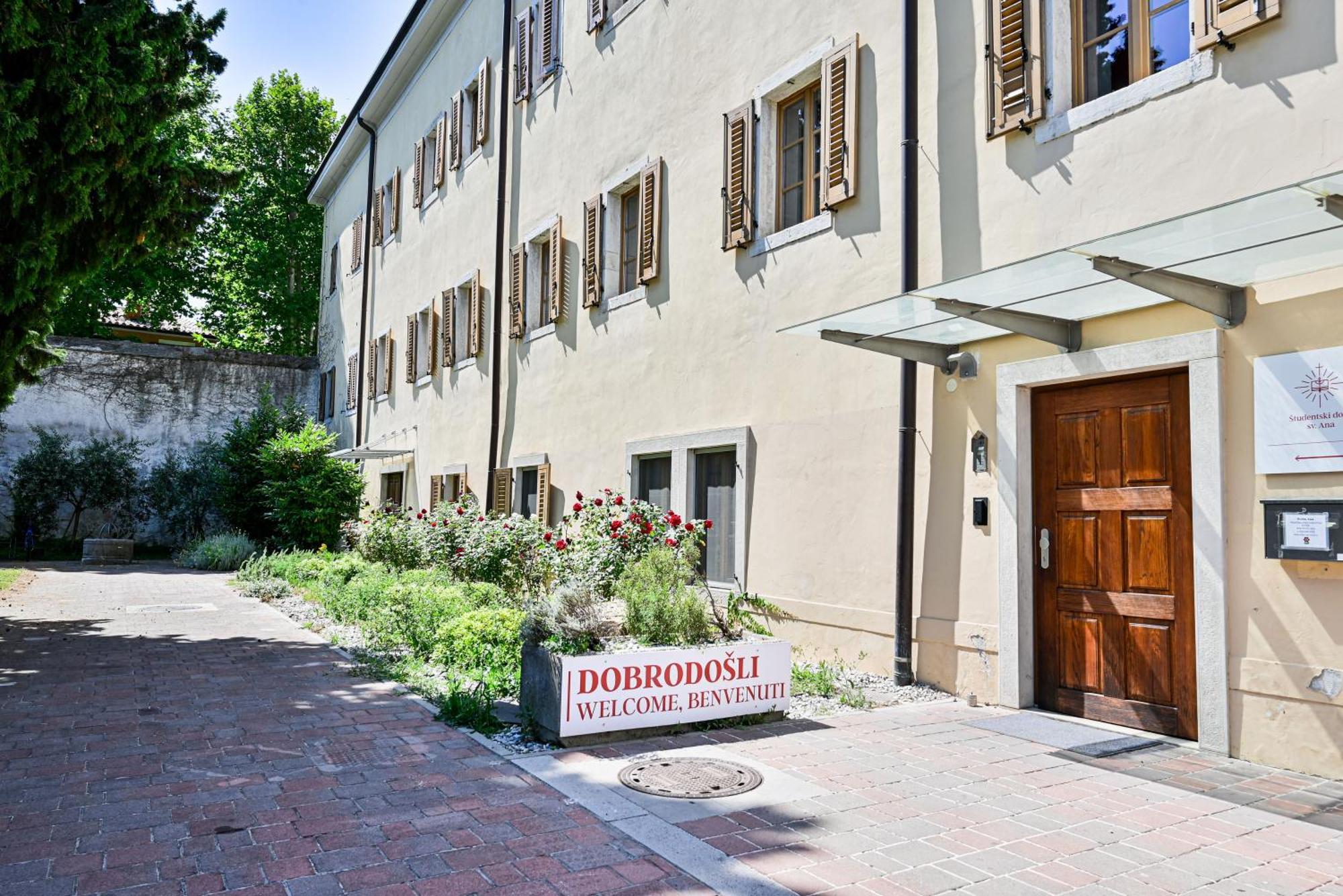 Hostel Sveta Ana Koper