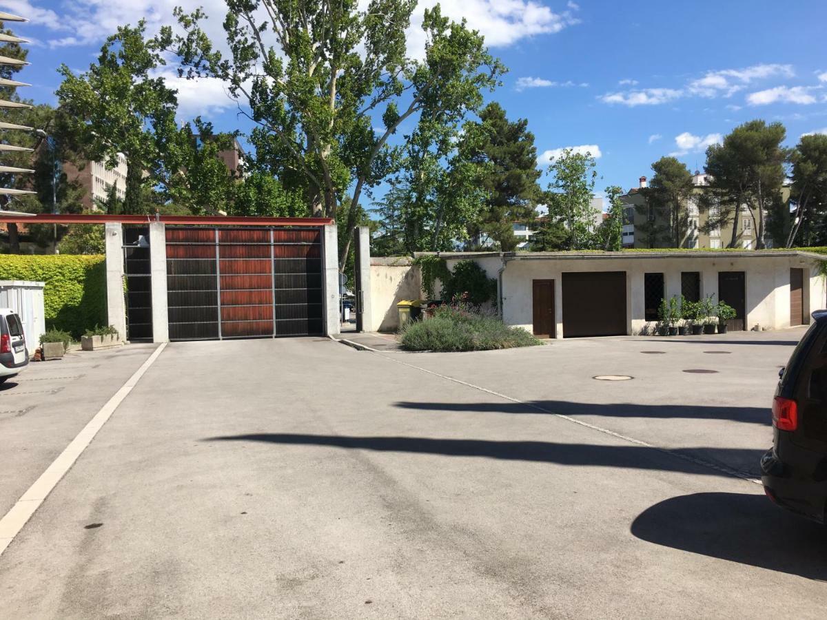 Sveta Ana Hostel *